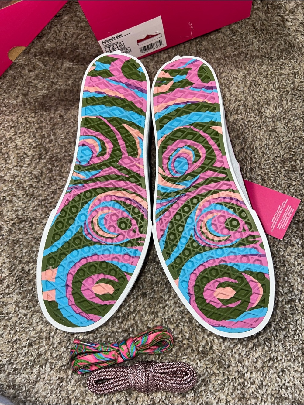 Vans x Barbie Women’s Pink Authentic Stac Hot Pink Metallic Shoes NEW IN BOX! 7 - Picture 5 of 7